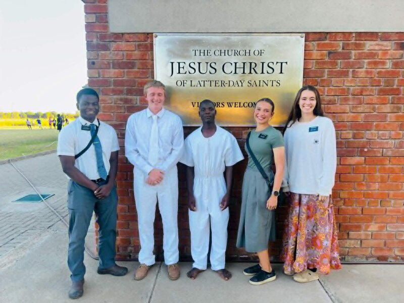 Victor with fellow missionaries outside a meetinghouse of The Church of Jesus Christ of Latter-day Saints